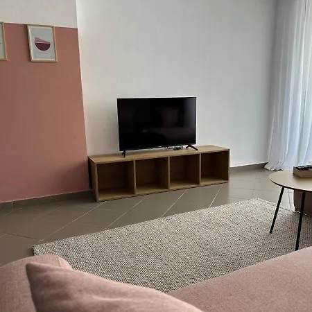 Apartment Lulu - Coral *