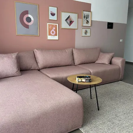 Apartment Lulu - Coral *